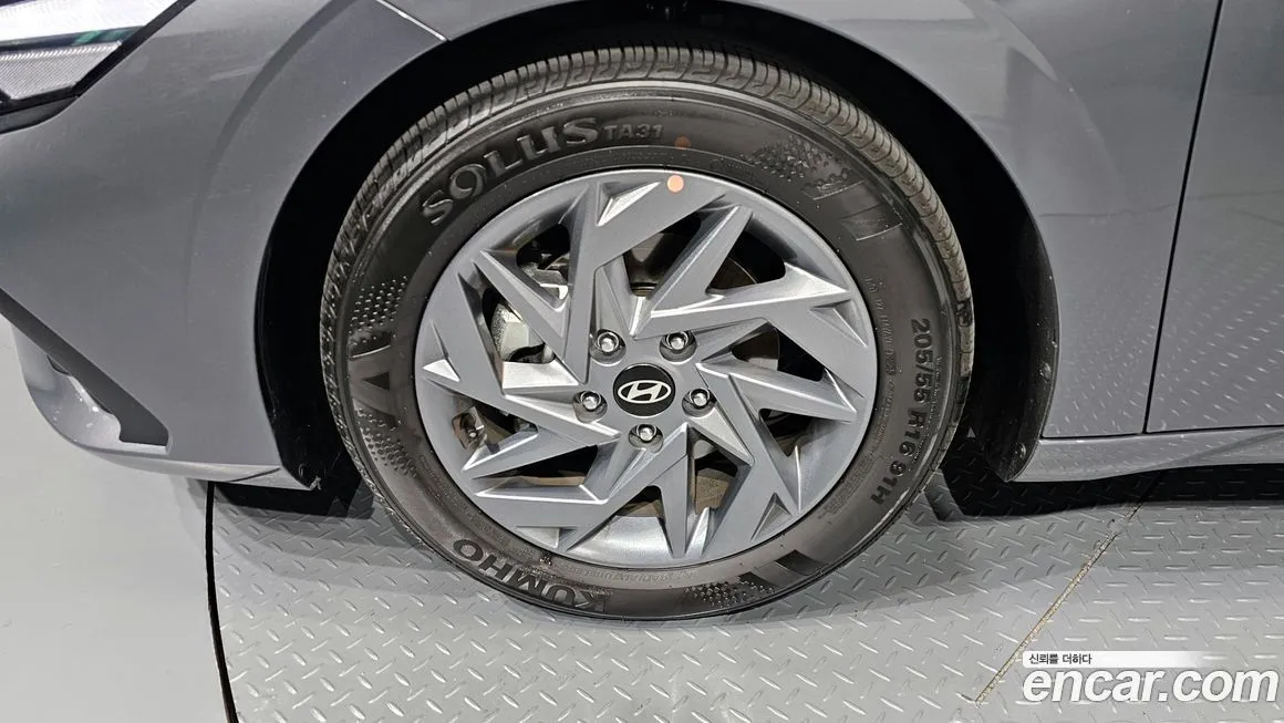 Hyundai AVANTE — фото 8