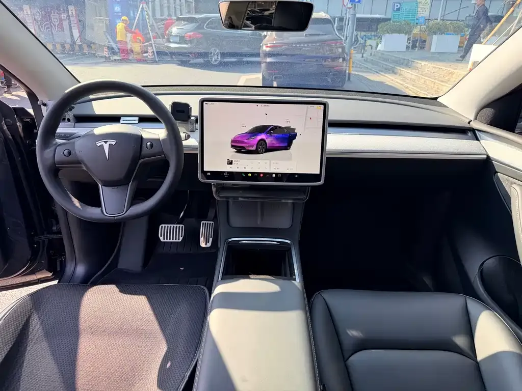 Tesla Model Y 2024 из CN, фото 7
