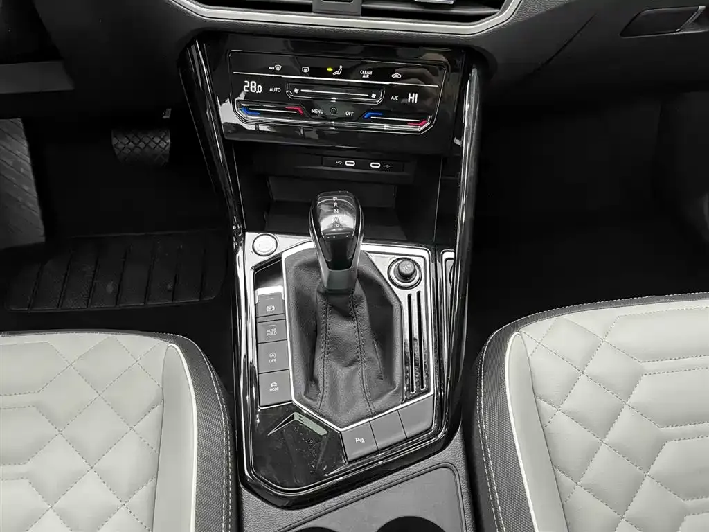 Volkswagen Tayron 2025 из CN, фото 5