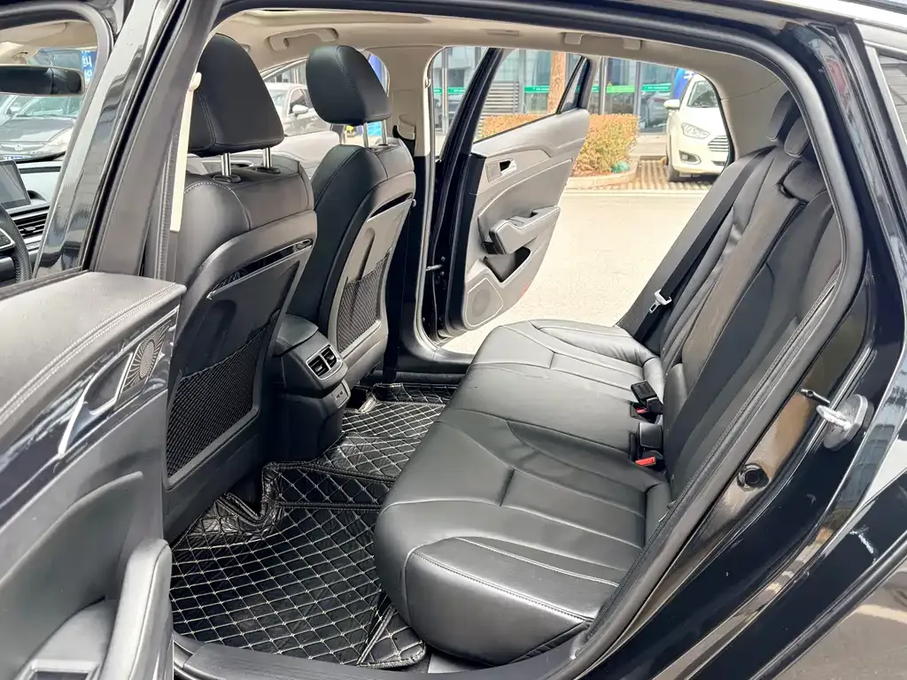 Hongqi H5 2023 из CN, фото 6