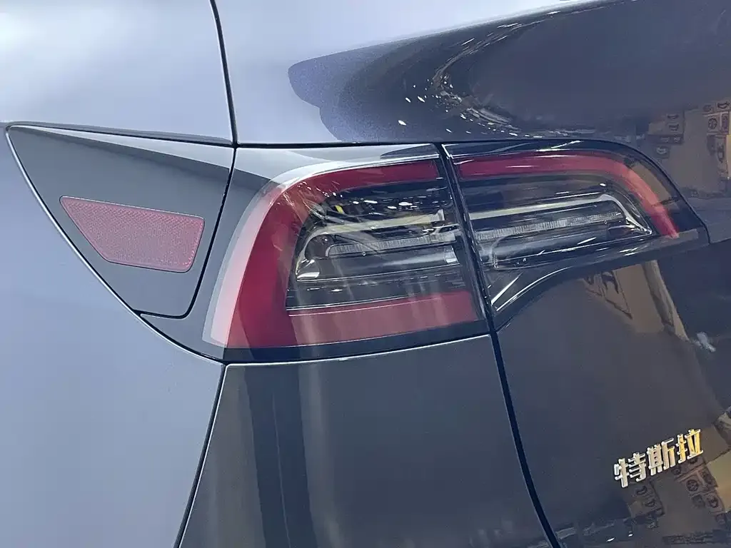 Tesla Model Y 2022 из CN, фото 9