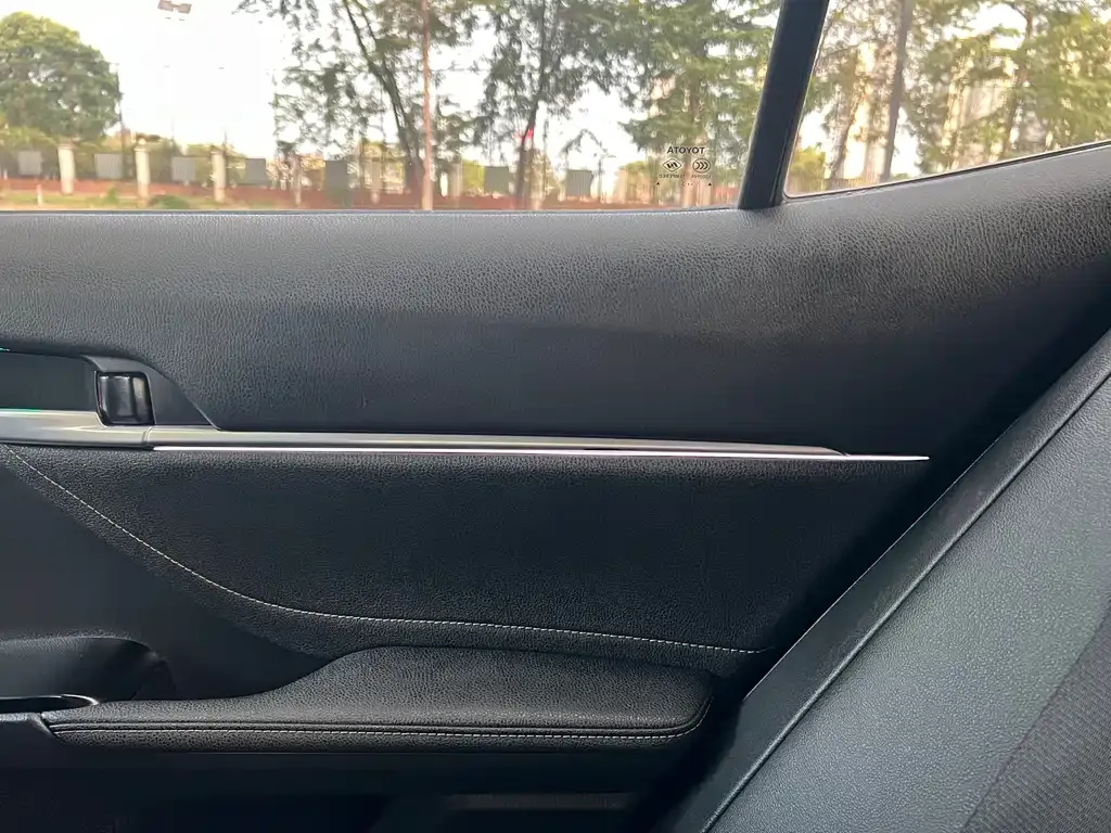 Toyota Camry 2023 из CN, фото 6
