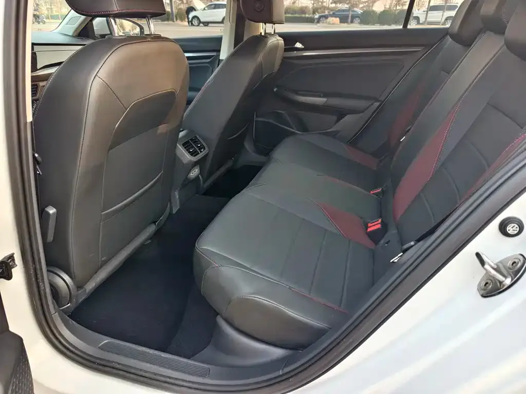 Volkswagen Bora 2022 из CN, фото 6