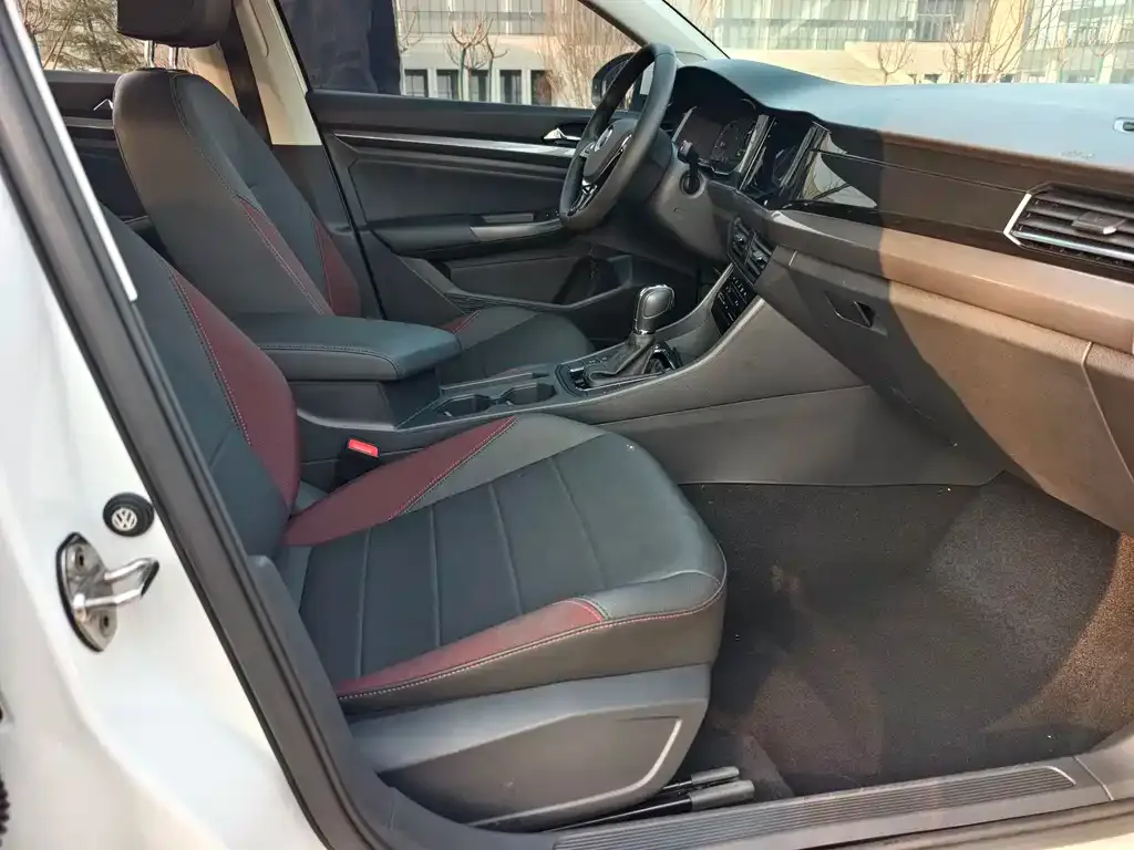 Volkswagen Bora 2022 из CN, фото 5