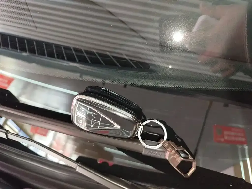 Changan UNI-V 2023 из CN, фото 10