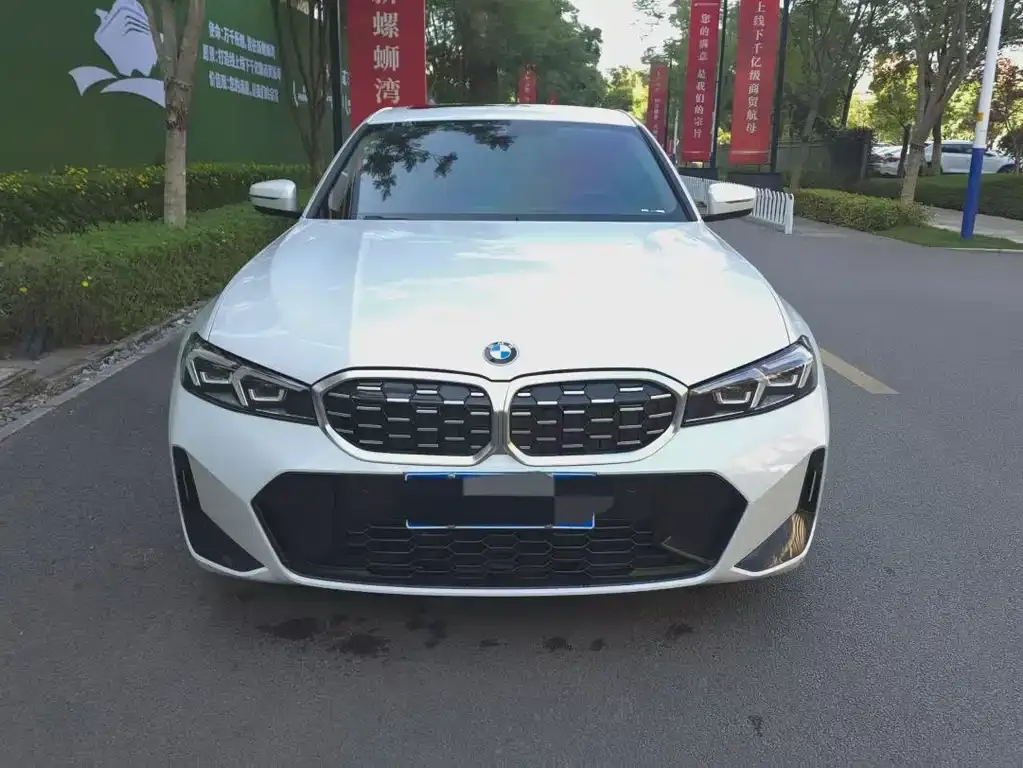 BMW 3 Series 2023 из CN, фото 7
