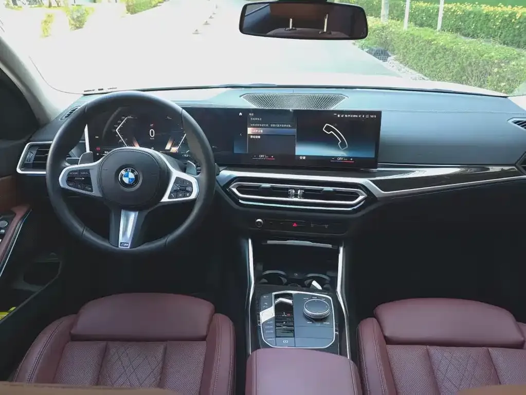 BMW 3 Series 2023 из CN, фото 2