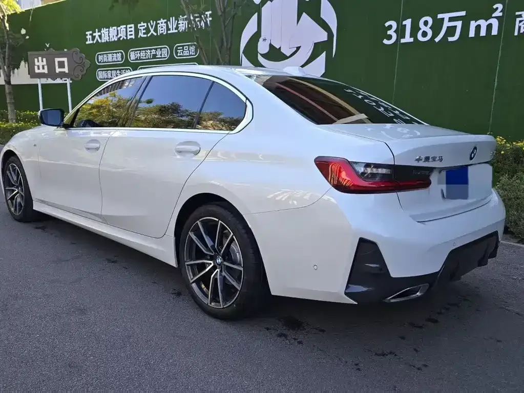 BMW 3 Series 2023 из CN, фото 8