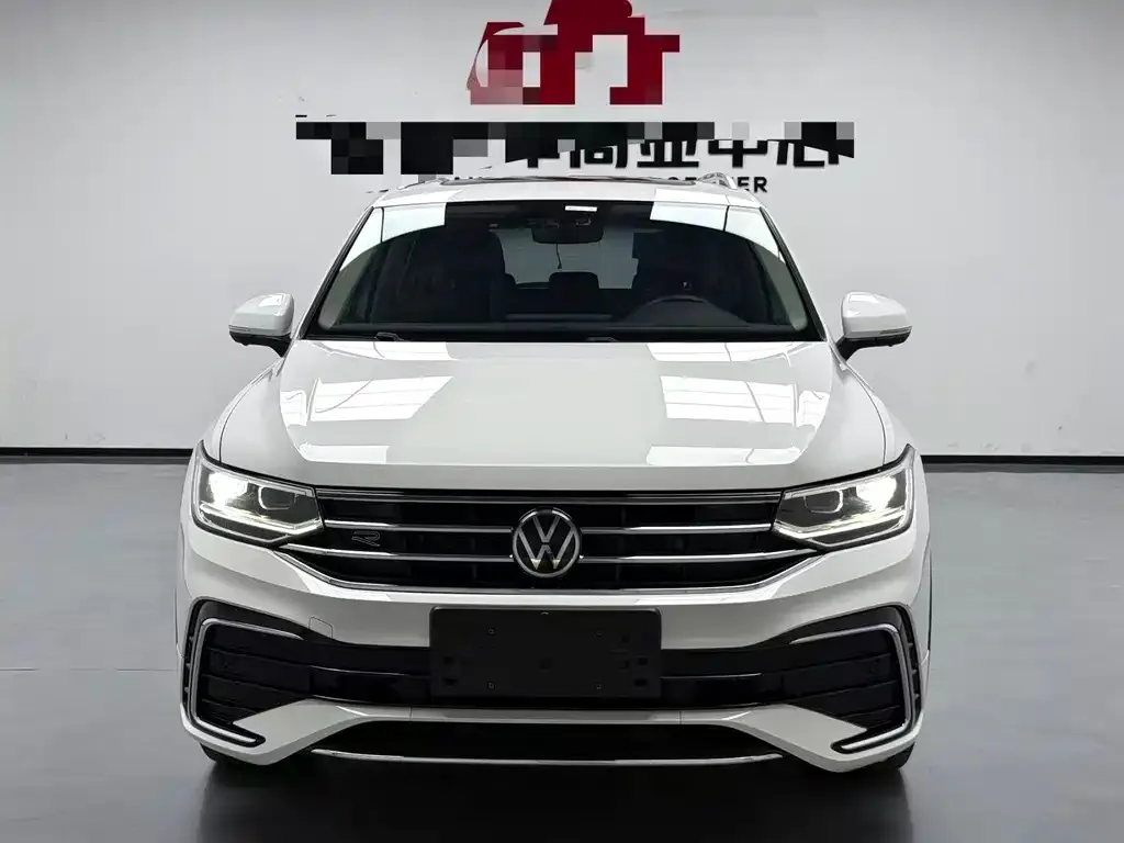 Volkswagen Tiguan L 2022 из CN, фото 2
