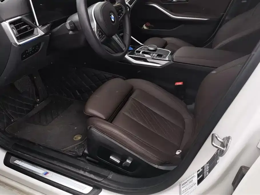 BMW 3 Series 2023 из CN, фото 5