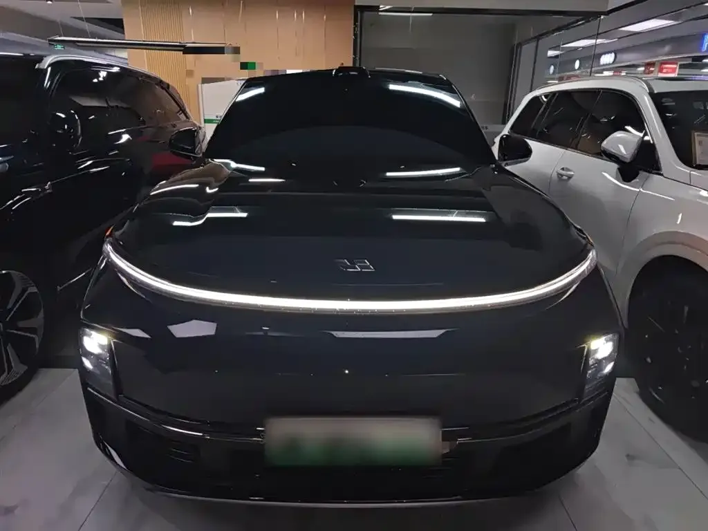 Li Auto L8 2024 из CN, фото 3