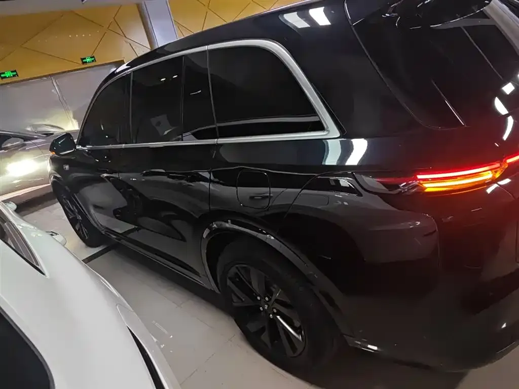 Li Auto L8 2024 из CN, фото 5