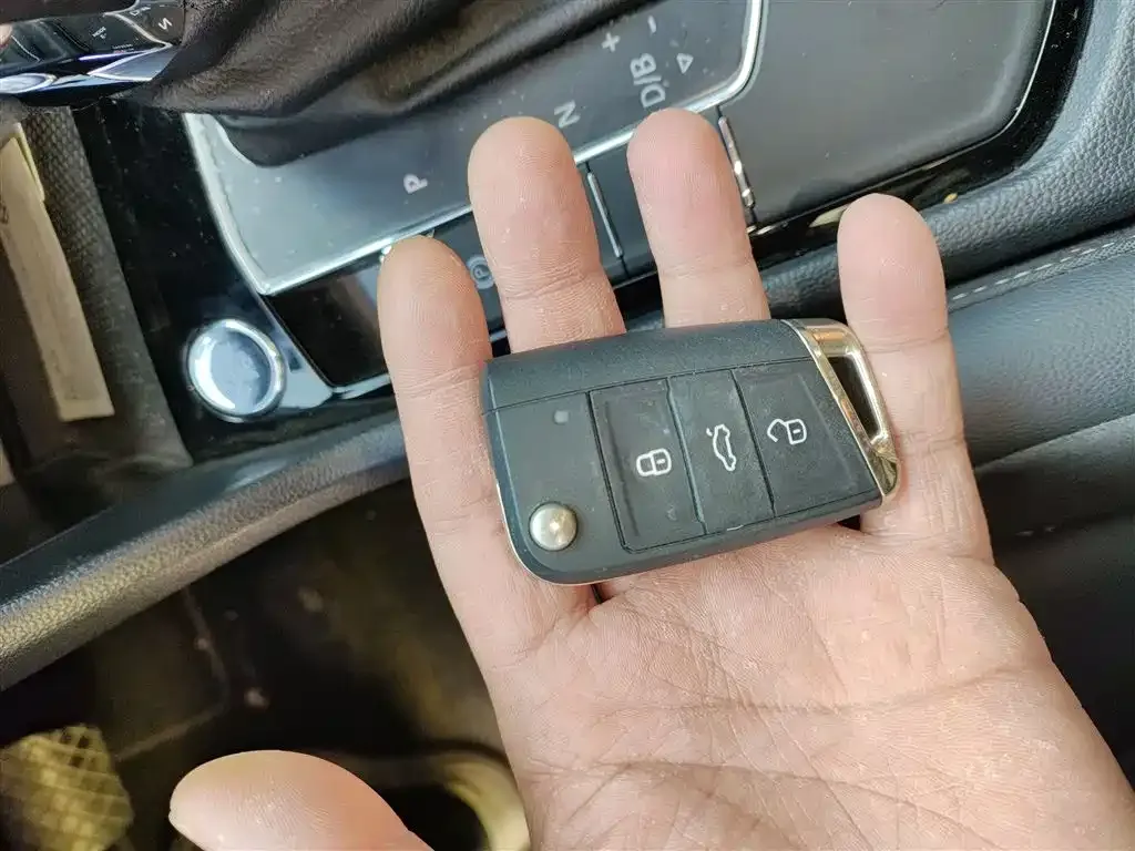 Volkswagen Tiguan L New Energy 2021 из CN, фото 5