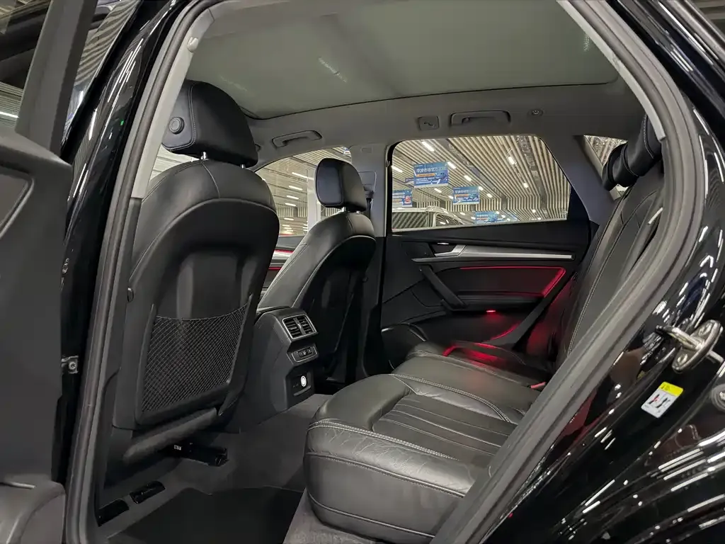 Audi Q5L 2021 из CN, фото 3