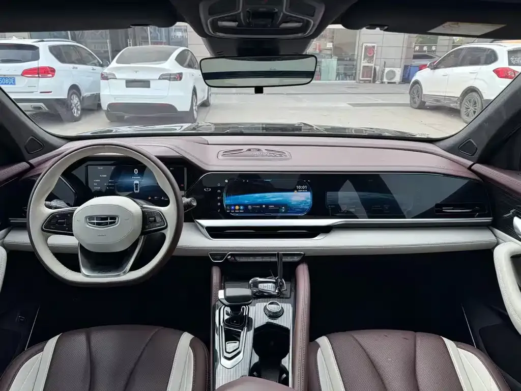 Geely Xingyue L 2024 из CN, фото 4