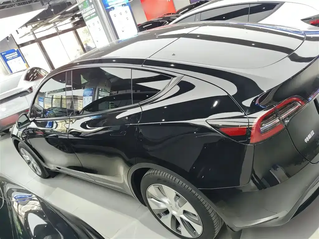 Tesla Model Y 2022 из CN, фото 5