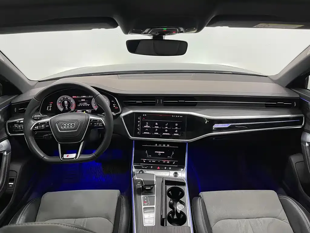Audi A6L 2024 из CN, фото 5