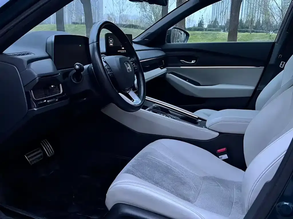 Honda Inspire PHEV 2023 из CN, фото 7