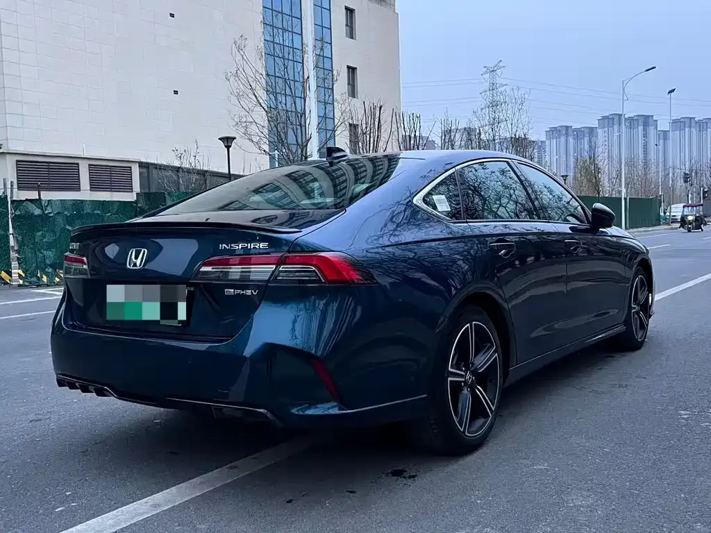 Honda Inspire PHEV 2023 из CN, фото 6