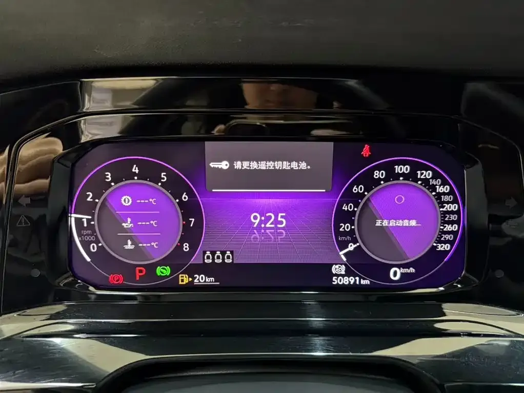 Volkswagen Golf 2021 из CN, фото 3