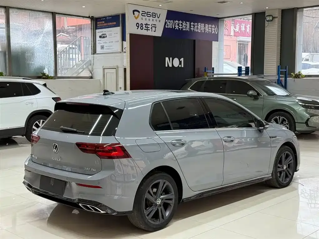 Volkswagen Golf 2021 из CN, фото 8