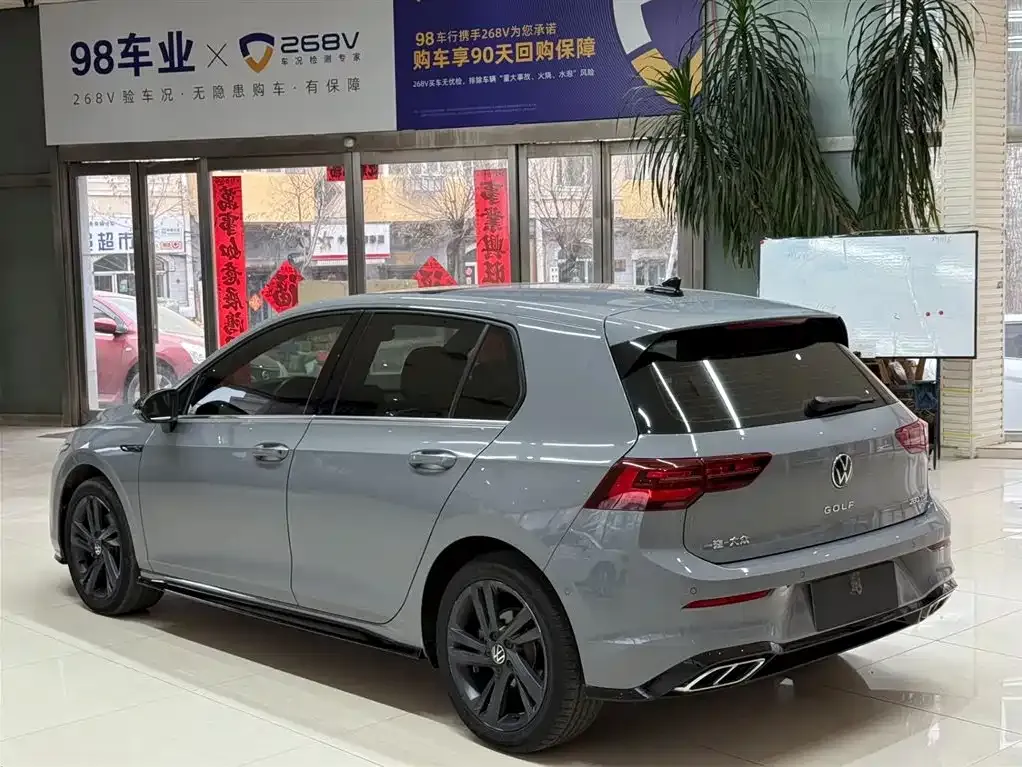 Volkswagen Golf 2021 из CN, фото 10