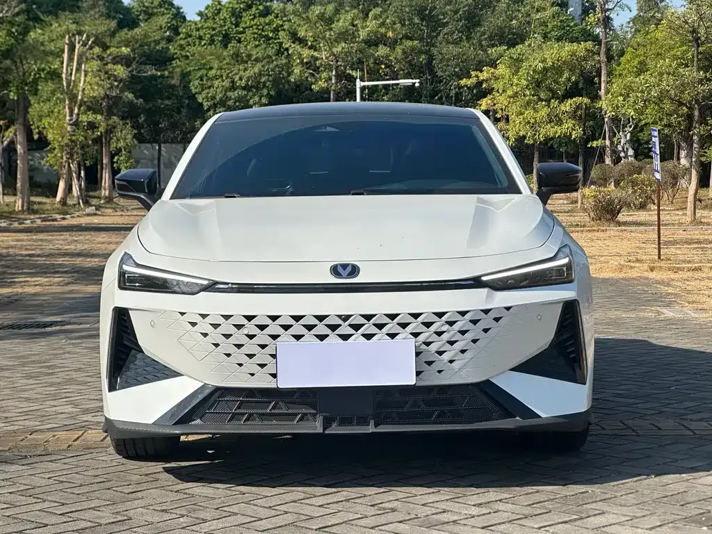 Changan UNI-V 2025 из CN, фото 2