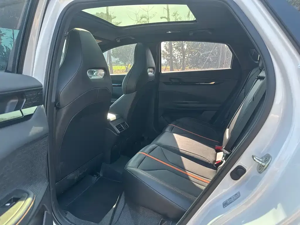 Changan UNI-V 2025 из CN, фото 6