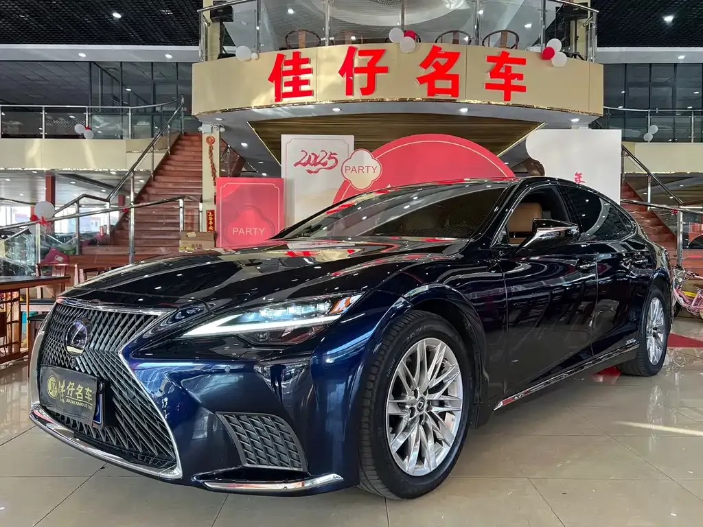 Lexus LS 2021 из CN, фото 1