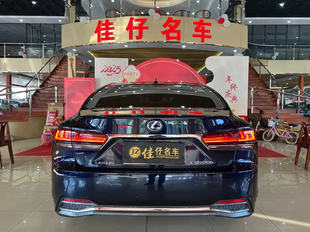Lexus LS 2021 из CN, фото 6