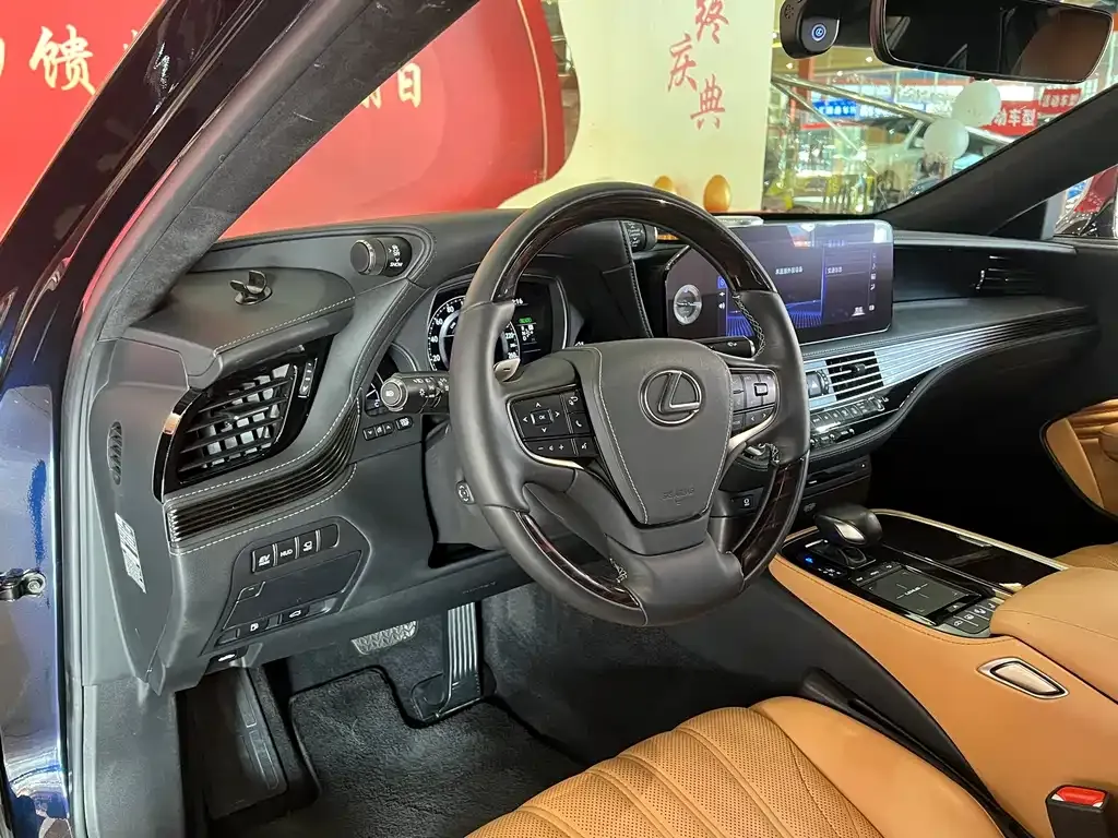 Lexus LS 2021 из CN, фото 10