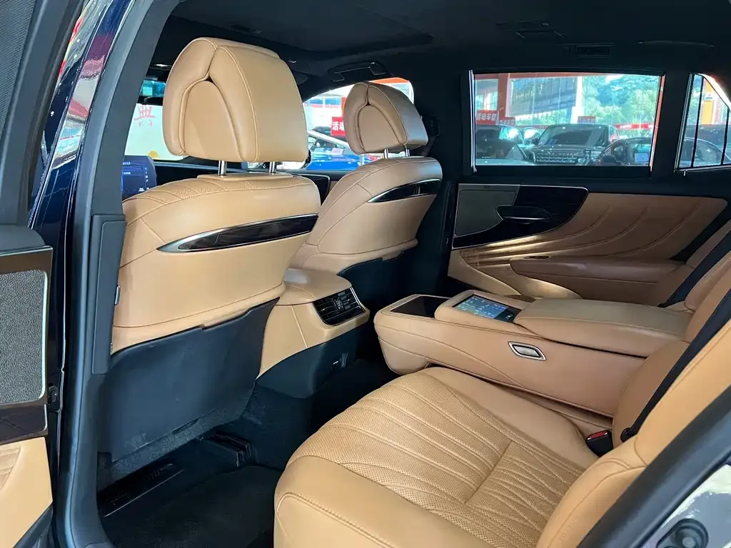 Lexus LS 2021 из CN, фото 5