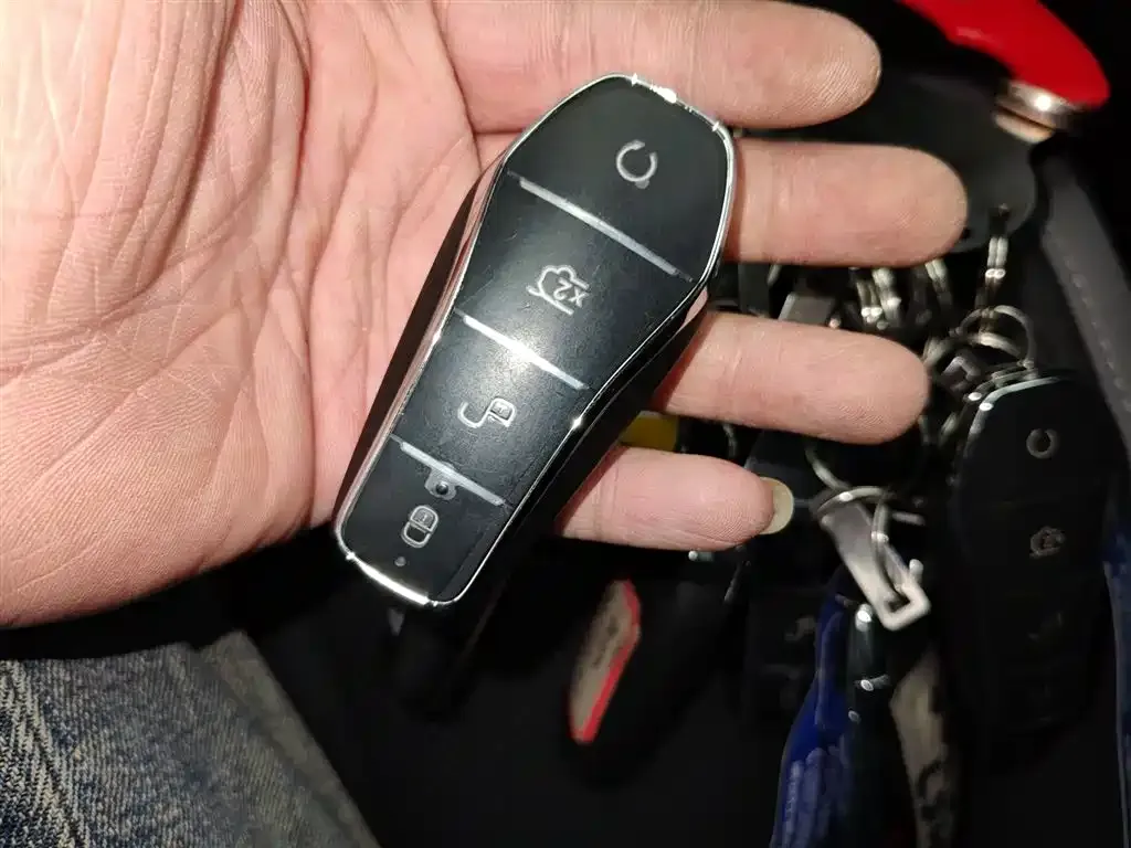BYD Seal 05 DM-i 2025 из CN, фото 10