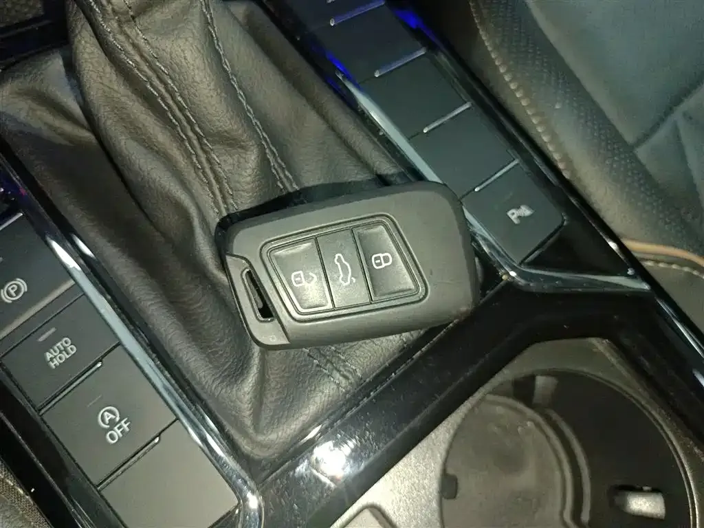 Volkswagen Passat — фото 5