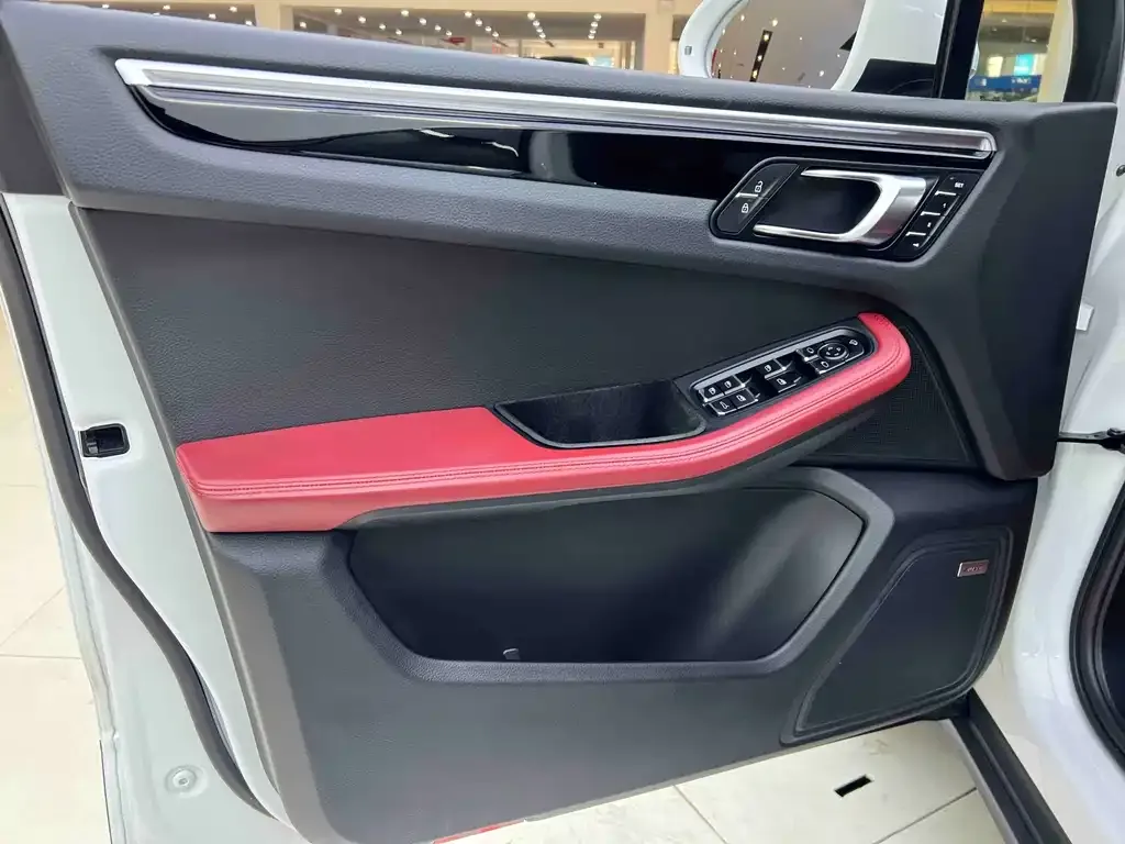 Porsche Macan 2021 из CN, фото 4