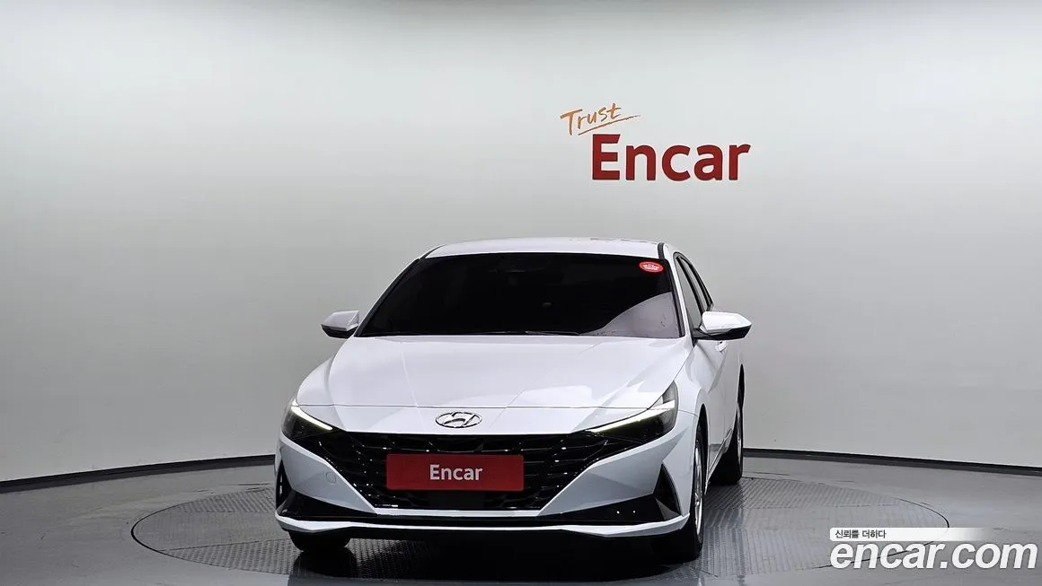 Hyundai AVANTE — фото 3