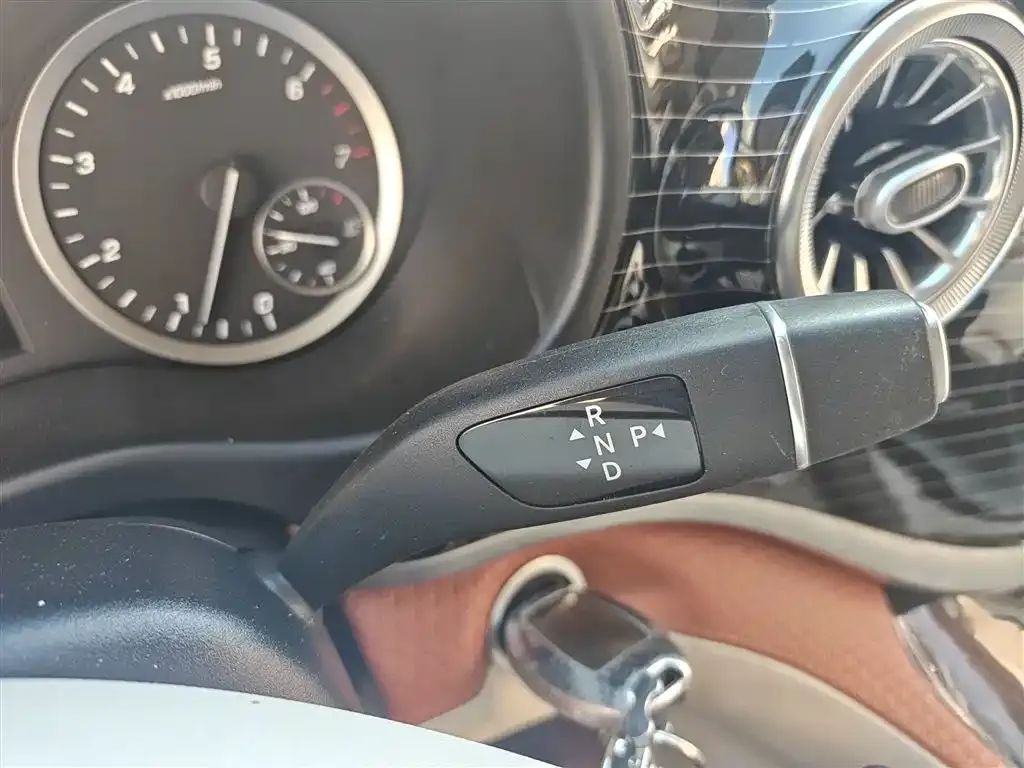 Mercedes-Benz Vito 2021 из CN, фото 7