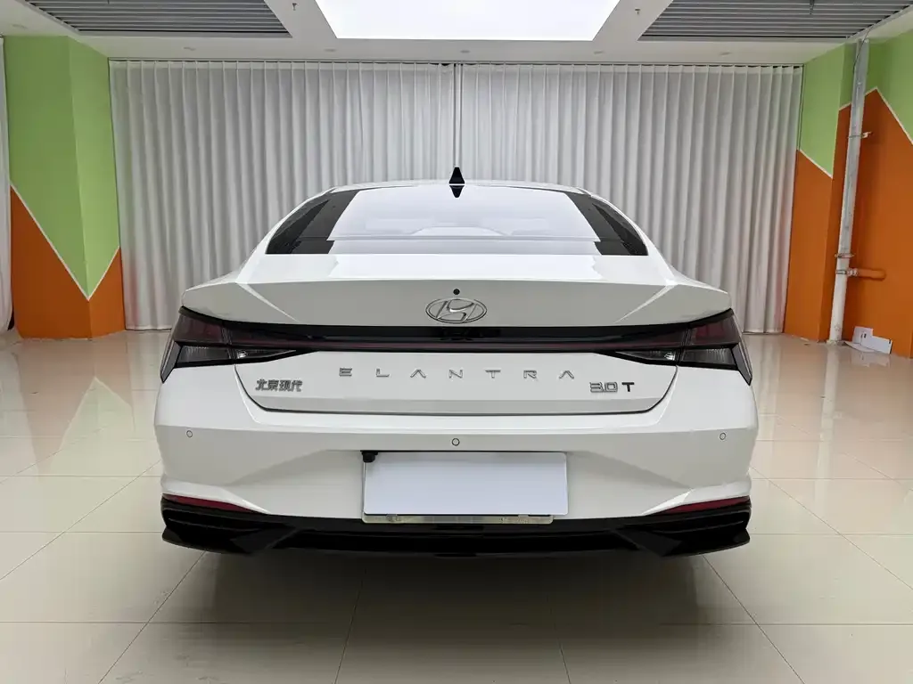 Hyundai Elantra 2023 из CN, фото 6