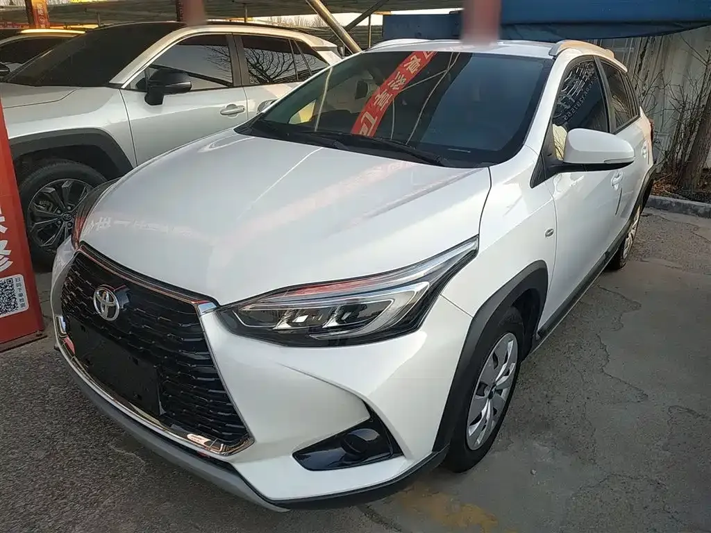 Toyota Yaris L 2023 из CN, фото 1