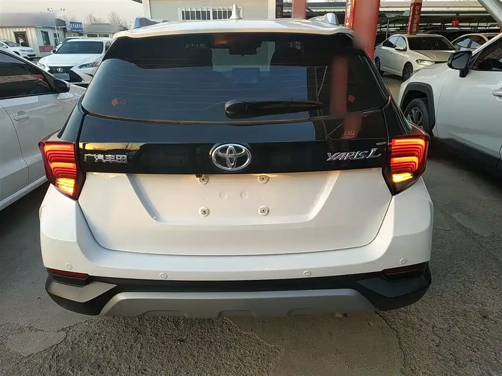 Toyota Yaris L 2023 из CN, фото 8