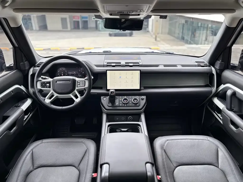 Land Rover Defender 2023 из CN, фото 8