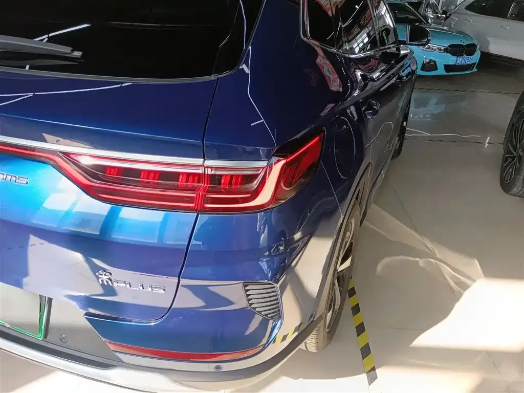 BYD PLUS New Energy — фото 8