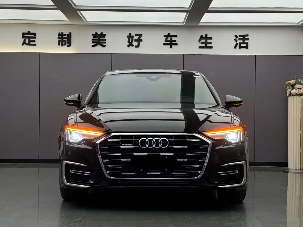 Audi A6L 2023 из CN, фото 6