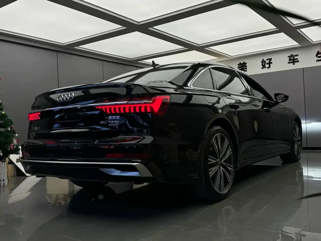 Audi A6L 2023 из CN, фото 7