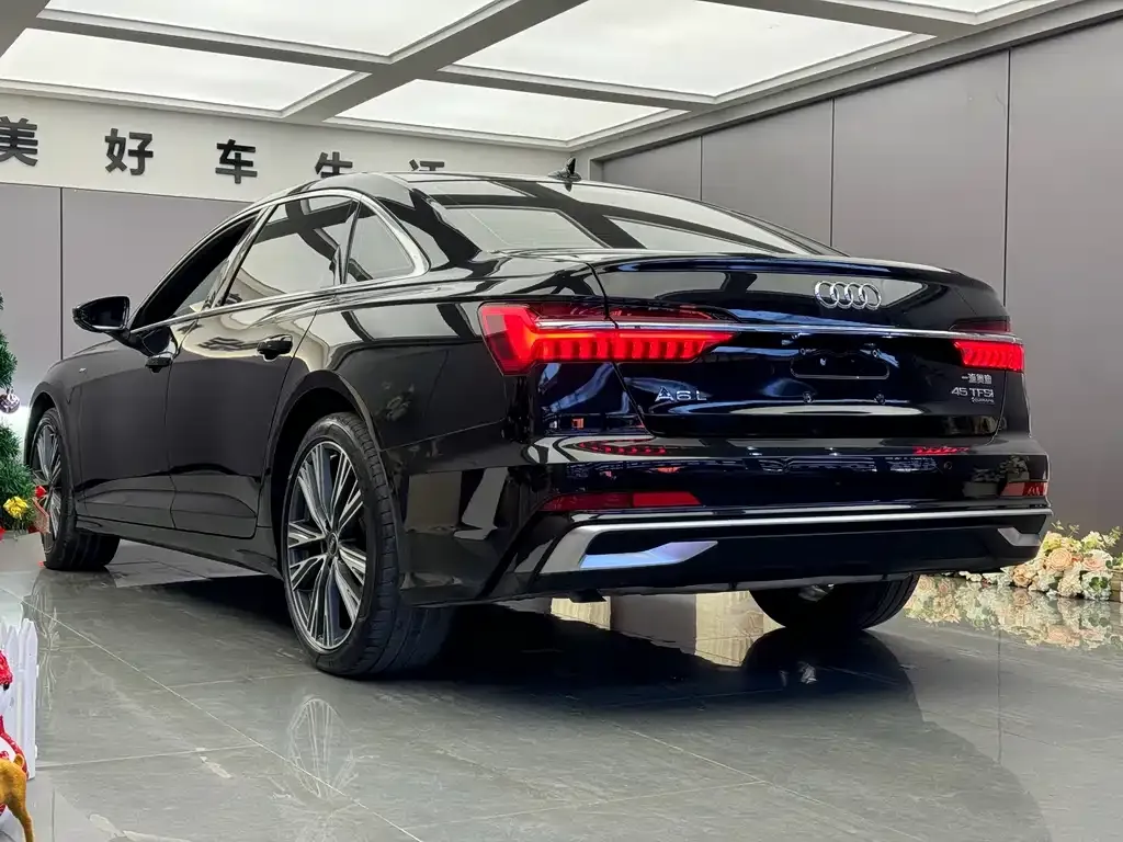 Audi A6L 2023 из CN, фото 4