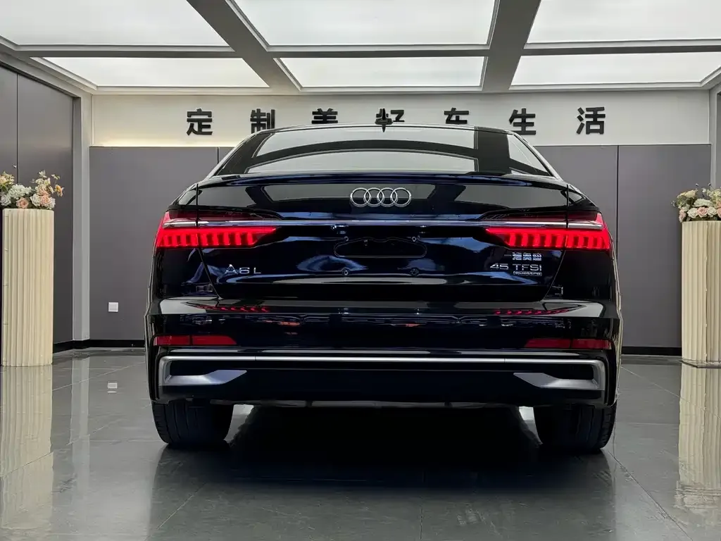Audi A6L 2023 из CN, фото 8