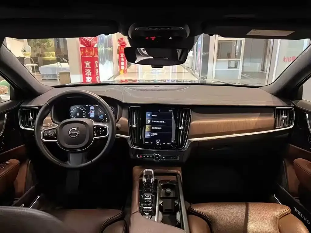 Volvo S90 2021 из CN, фото 4