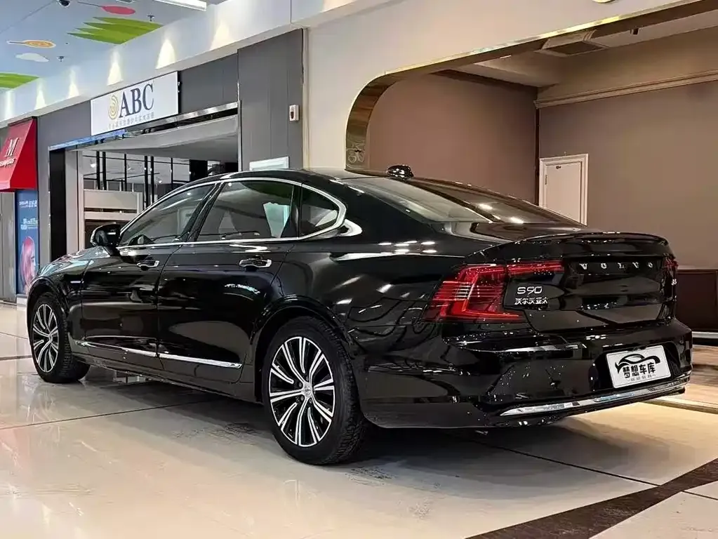 Volvo S90 2021 из CN, фото 8