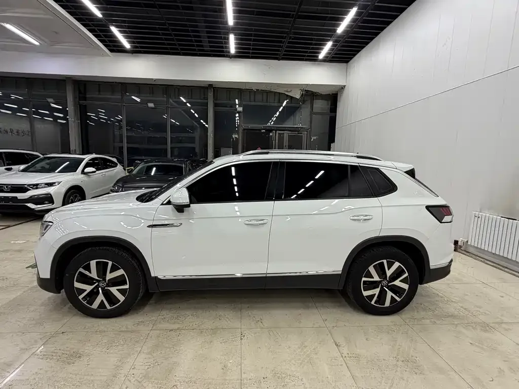 Volkswagen Tayron 2023 из CN, фото 2