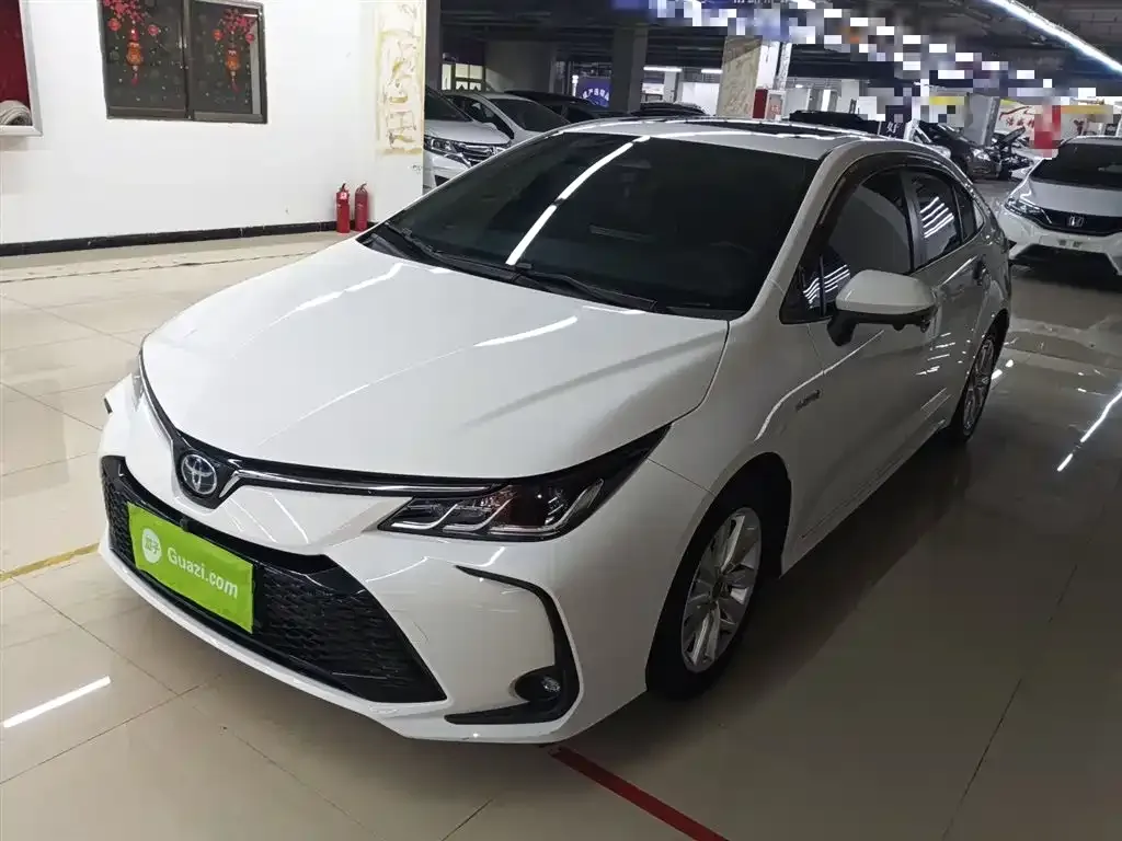 Toyota Corolla 2023 из CN, фото 2